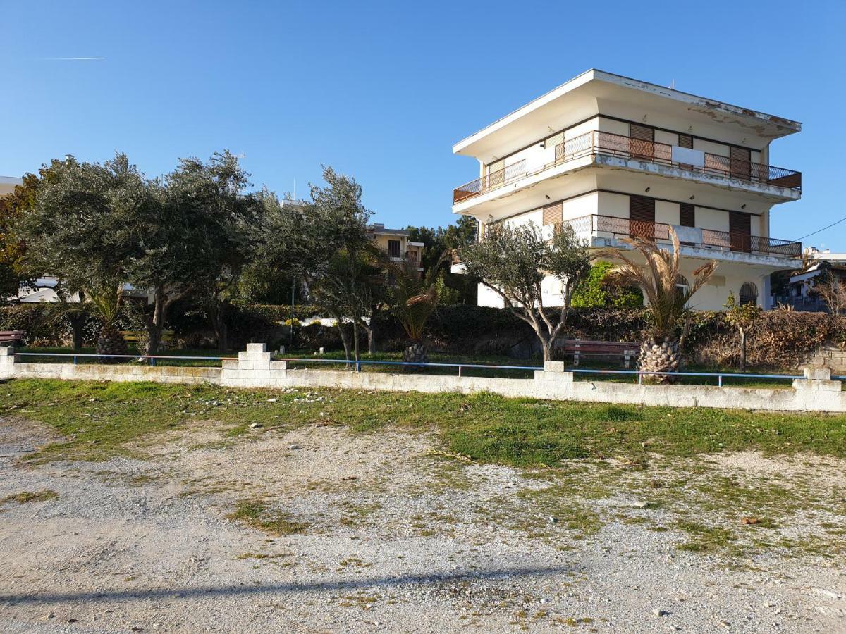 Kariani Beach Apartment Exterior foto
